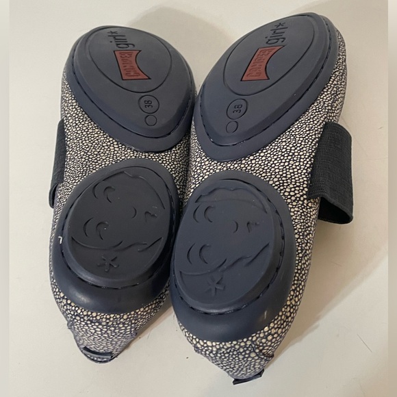 Camper Mary Jane Flats - Picture 7 of 8